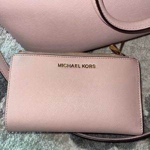 Michael kors double zip wallet